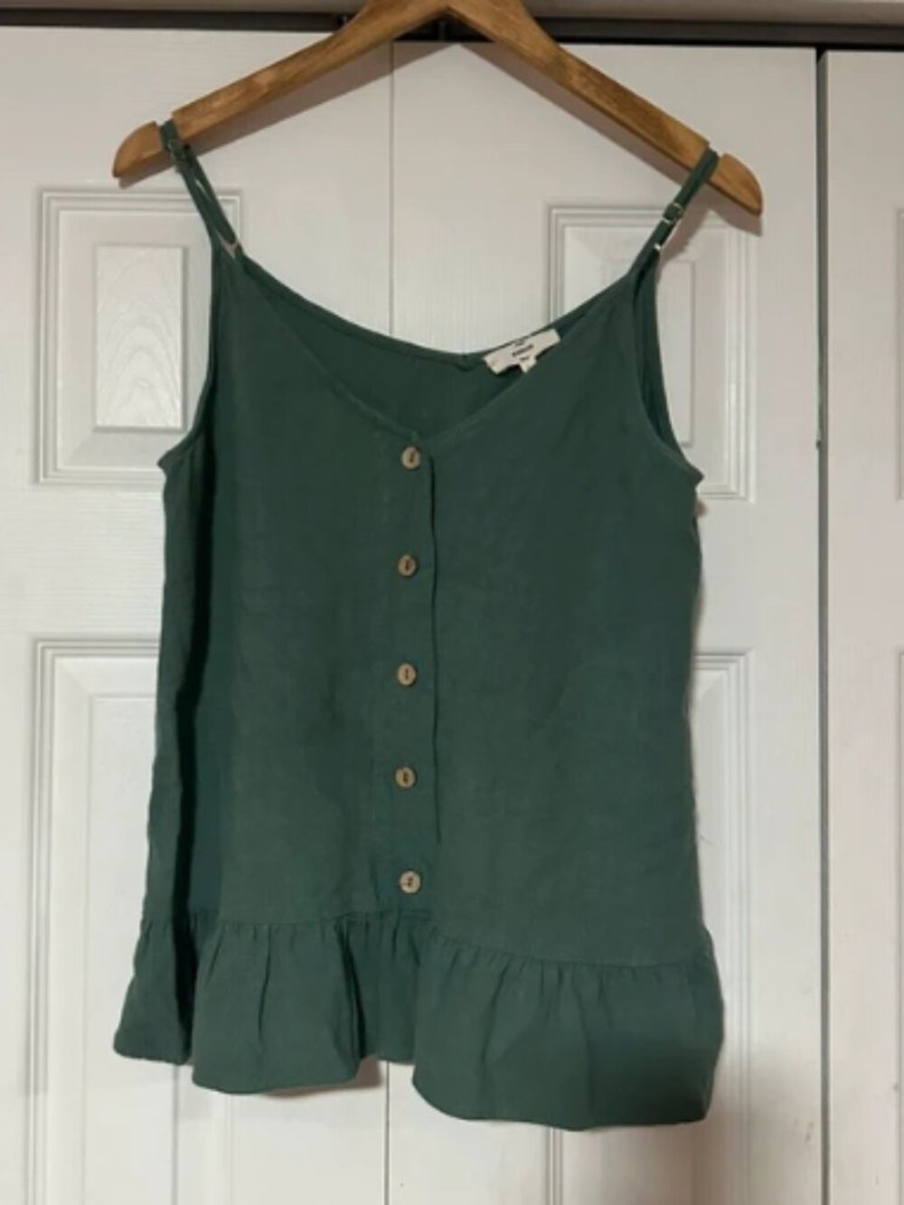 Women’s Green top